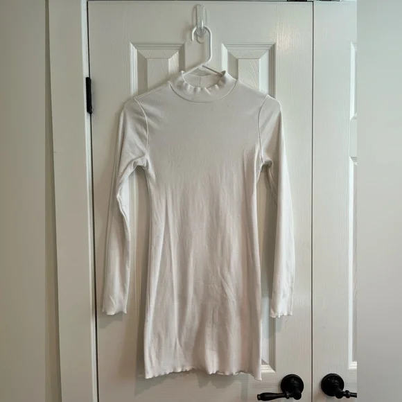 chinese dress ladies Forever 21 Nude Maxi Dress with White Embroidered Lace- Size S – The Saved  Collection main image 1